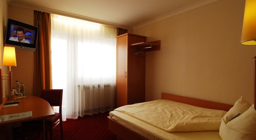 Centro Mondial Hotel 3*