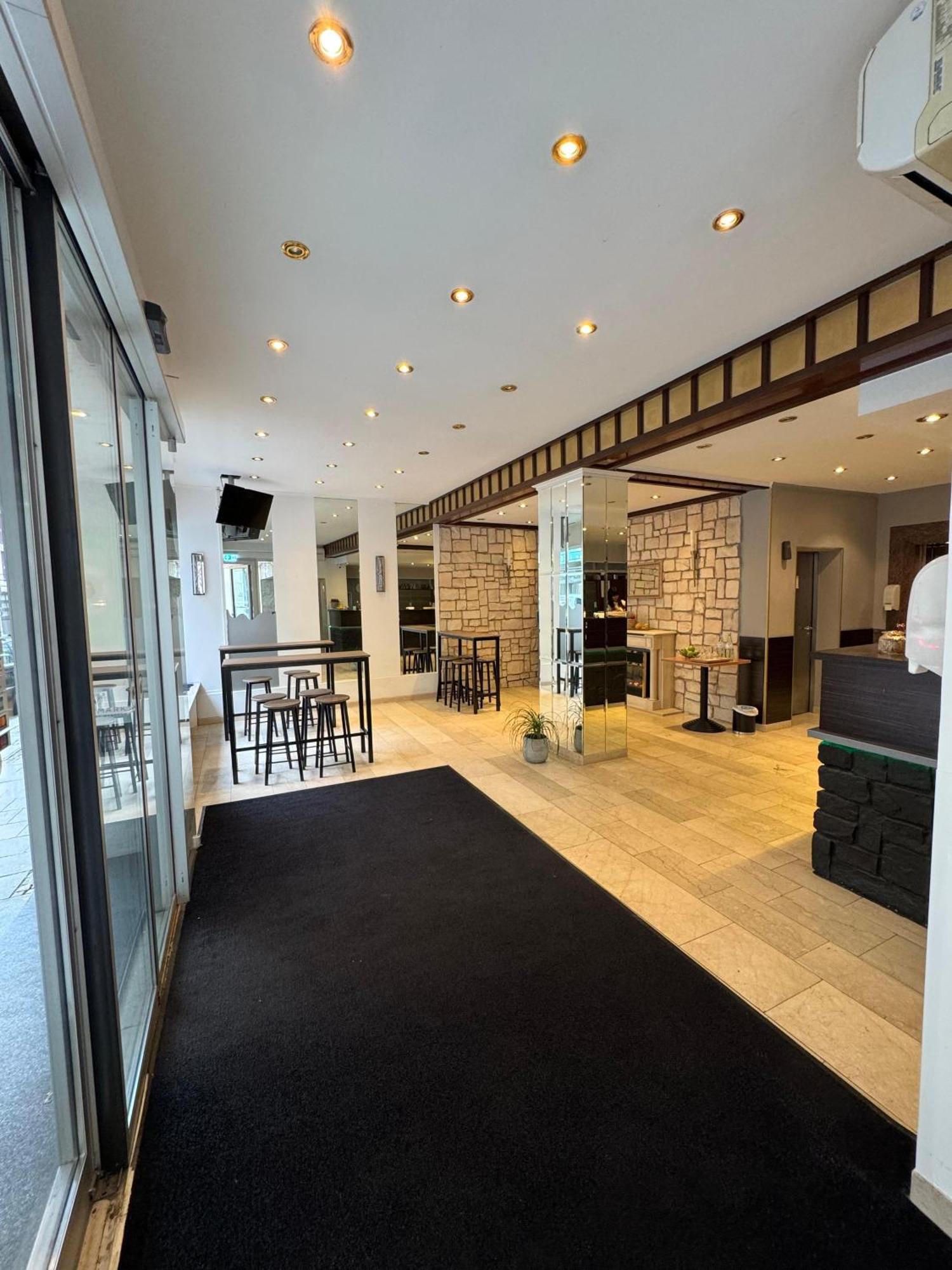 Centro Mondial City, Trademark Collection By Wyndham 3* Múnich