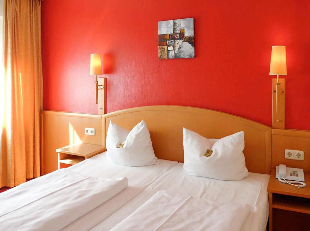 Centro Mondial City, Trademark Collection By Wyndham 3* Múnich